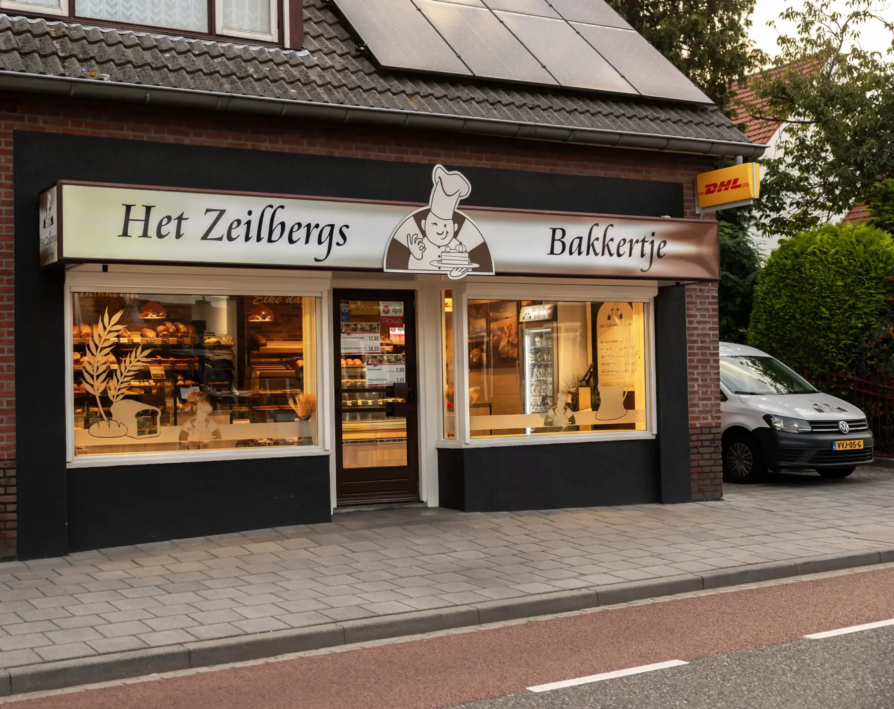 Aanzicht vanuit zijkant van Het Zeilbergs Bakkertje